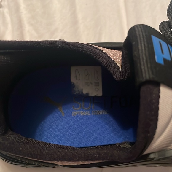 Puma - youth size 6. Great used condition. - Picture 12 of 12